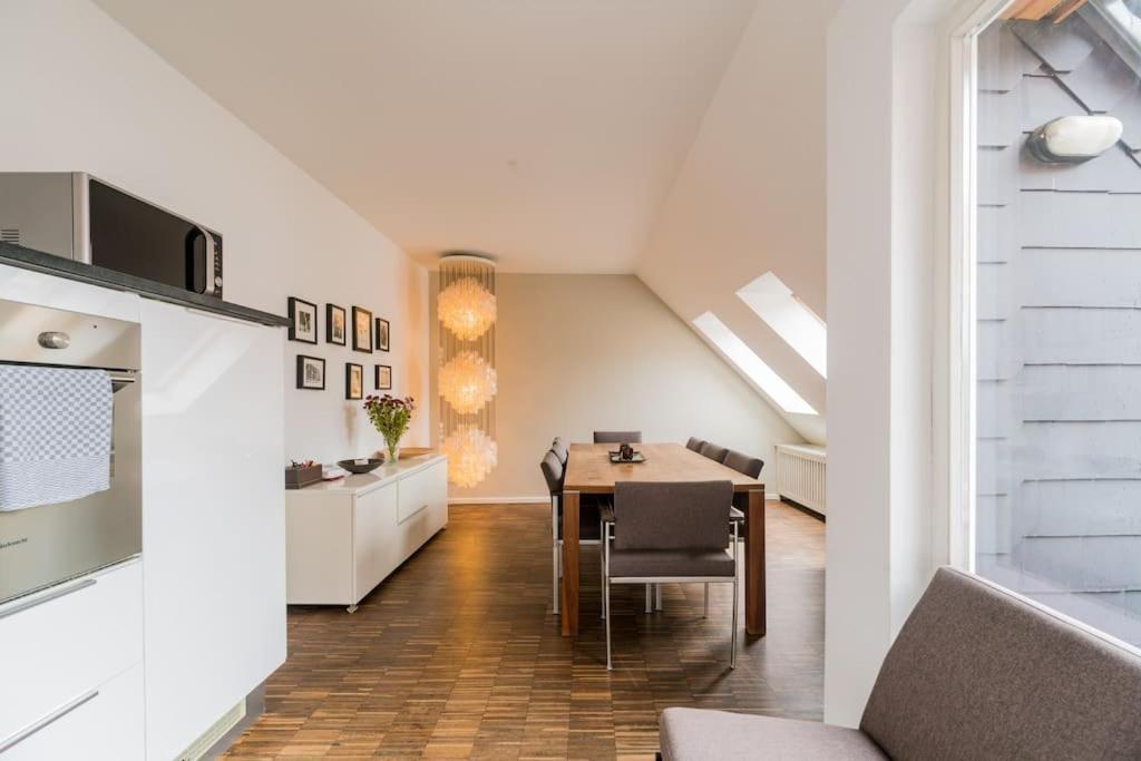 Ruhige Dachwohnung Mit Terrasse Berlin Mitte - Spacious Modern Rooftop Loft In Berlin Mitte Exterior photo