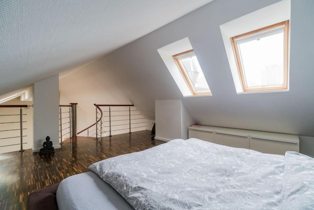 Ruhige Dachwohnung Mit Terrasse Berlin Mitte - Spacious Modern Rooftop Loft In Berlin Mitte Exterior photo