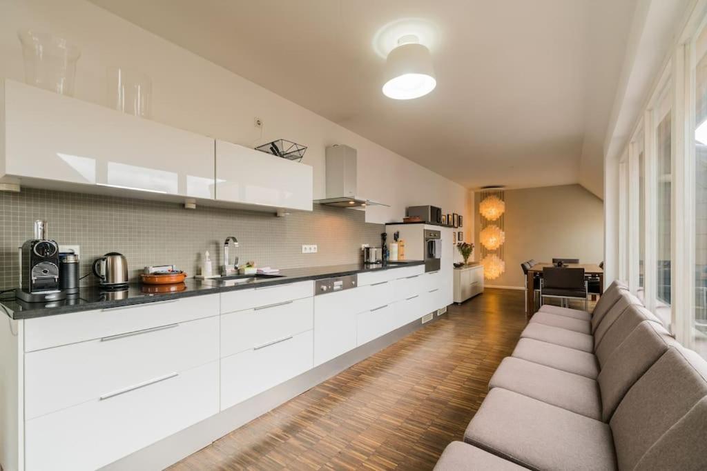 Ruhige Dachwohnung Mit Terrasse Berlin Mitte - Spacious Modern Rooftop Loft In Berlin Mitte Exterior photo